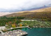 Vista aerea del lago di Ocrida