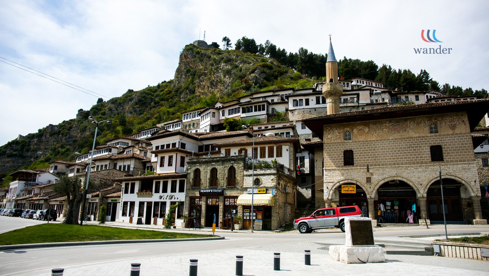 Berat wander esplora l'albania attraverso i nostri tours
